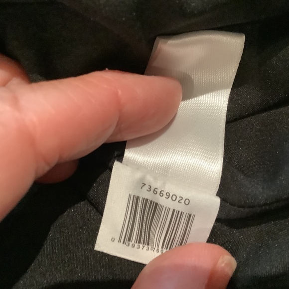 Cece by Cynthia Steffe Black Satin Red Rose Fit and Flare Cocktail Dress, Size 6 - Picture 11 of 15